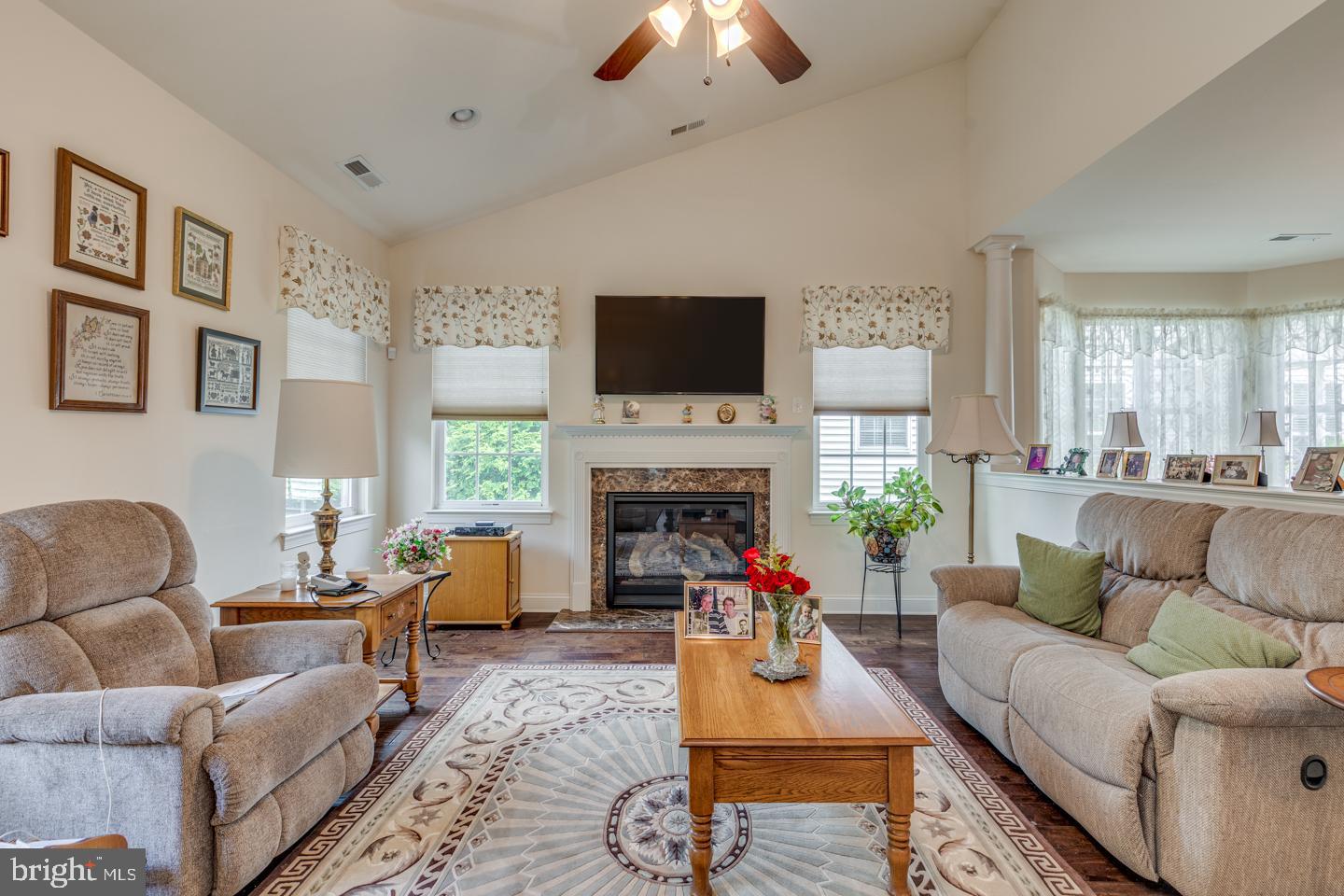 27 Liverpool Way Medford, NJ 08055 - Photo 11 of 32 Gallery Image 11