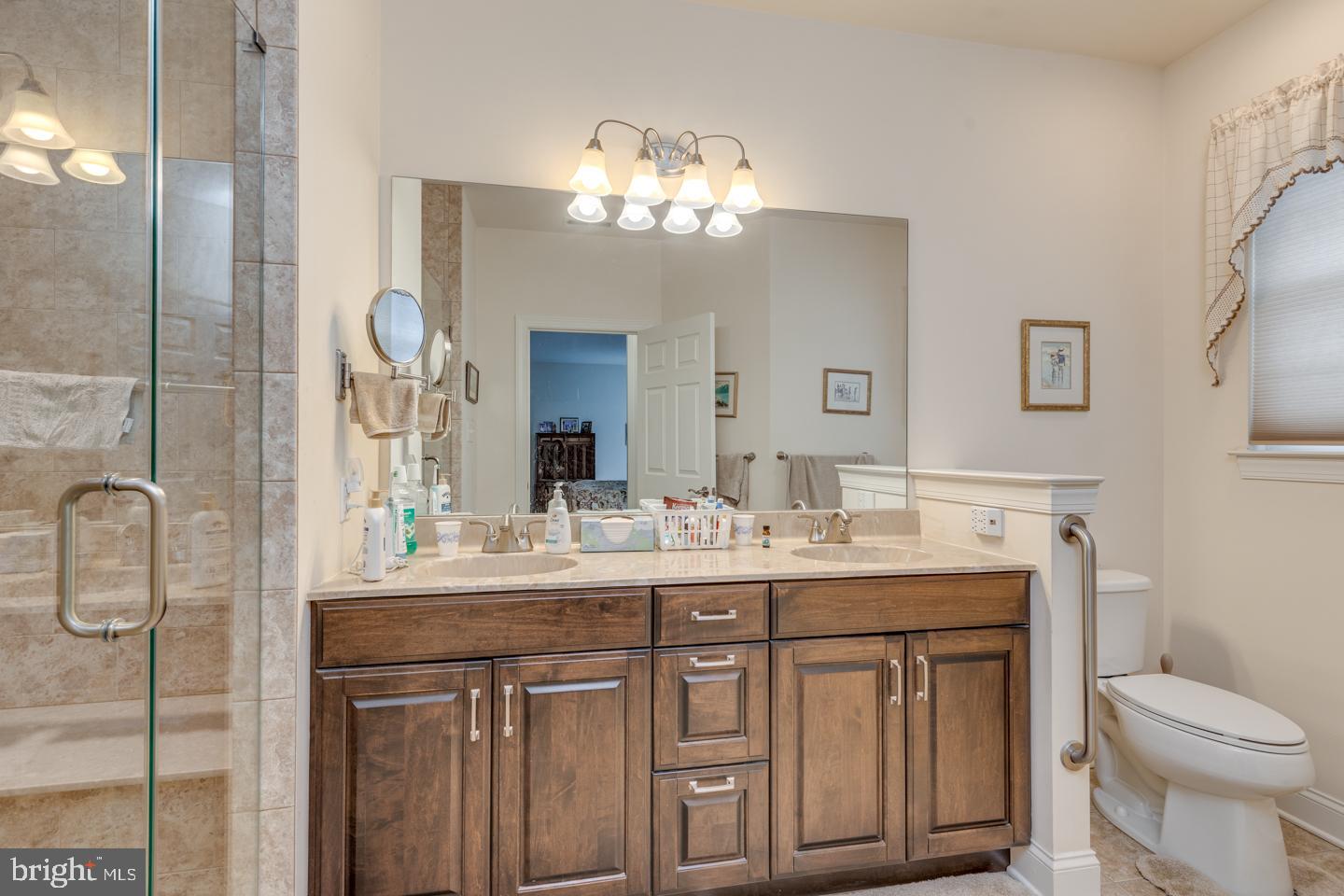 27 Liverpool Way Medford, NJ 08055 - Photo 21 of 32 Ensuite Bath