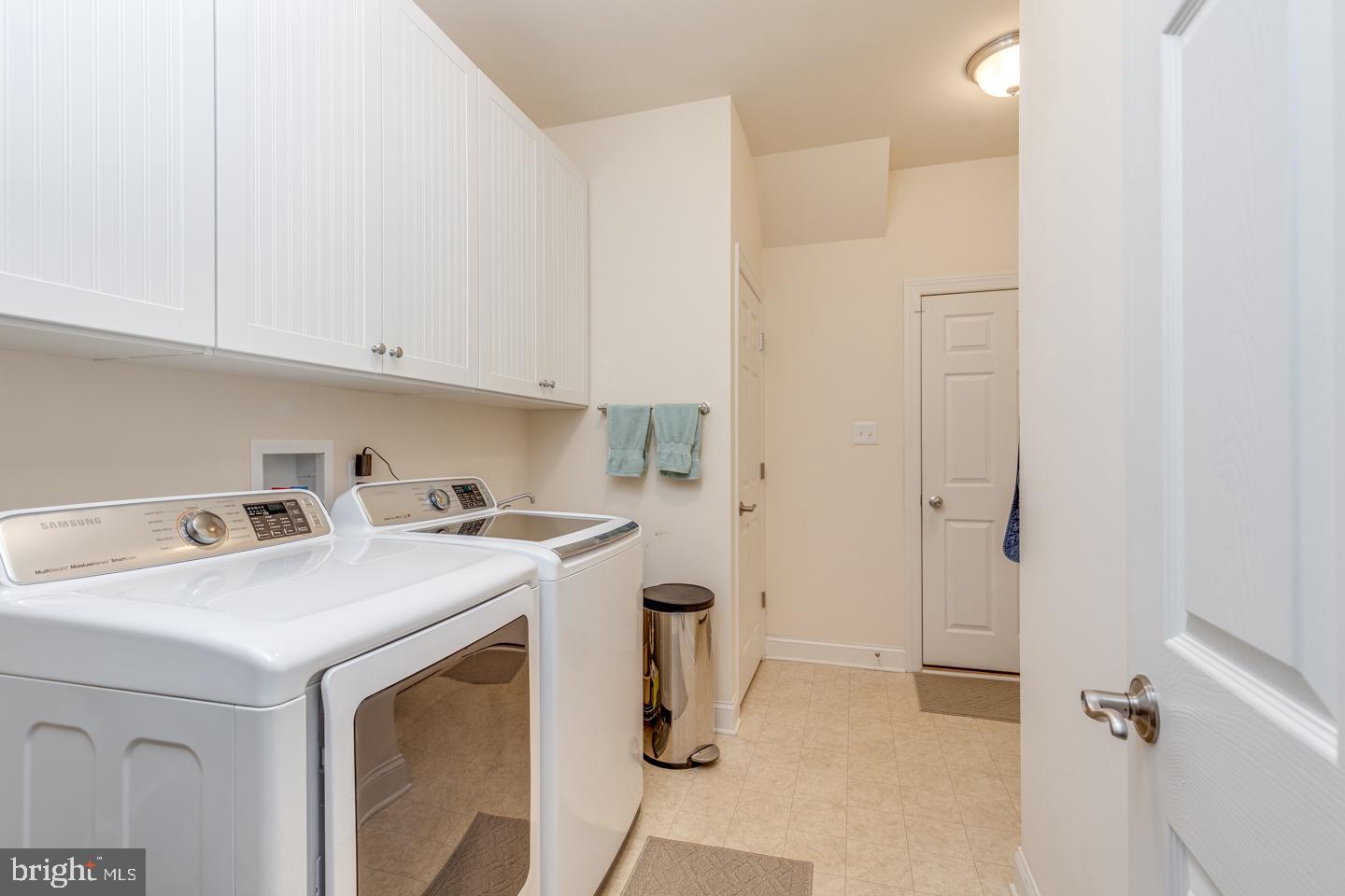 27 Liverpool Way Medford, NJ 08055 - Photo 24 of 32 Laundry room leads to the garage