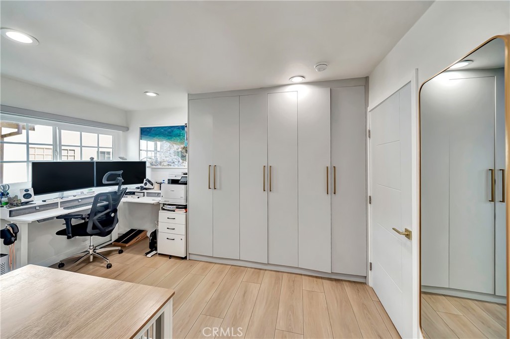 14727 West Magnolia Boulevard, Unit 126 Sherman Oaks, CA 91403 - Photo 19 of 42