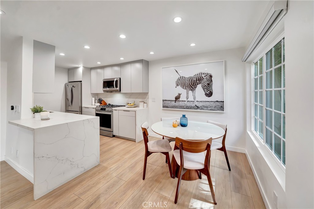 14727 West Magnolia Boulevard, Unit 126 Sherman Oaks, CA 91403 - Photo 10 of 42