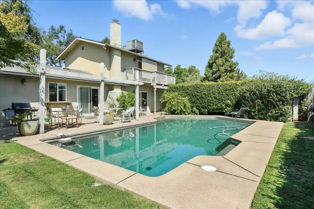 $1,600,000 | 2176 North Bethel Avenue, Sanger, CA 93657