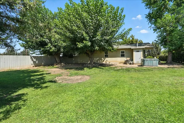 $1,600,000 | 2176 North Bethel Avenue, Sanger, CA 93657