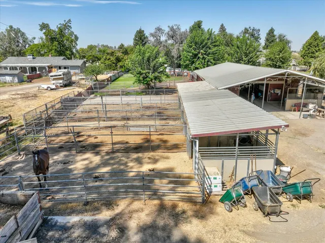 $1,600,000 | 2176 North Bethel Avenue, Sanger, CA 93657
