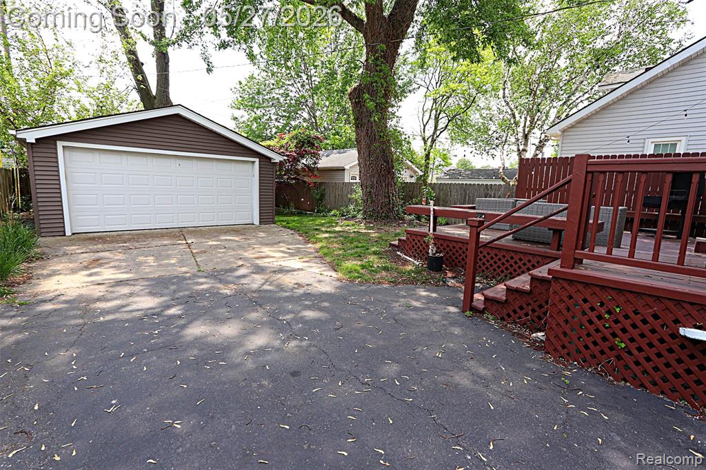 1149 Cambridge Road Berkley, MI 48072 - Photo 38 of 52