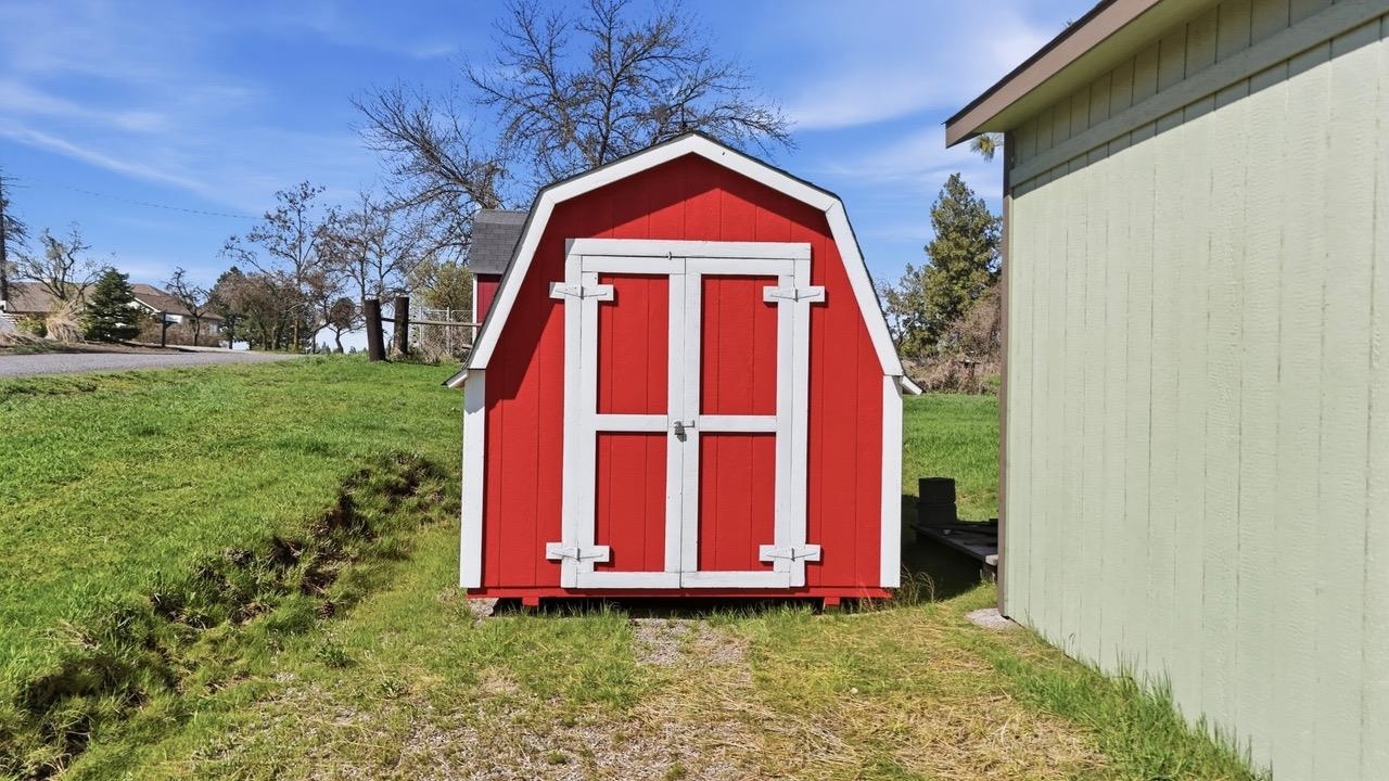 12315 East Connor Road Valleyford, WA 99036 - Photo 27 of 50