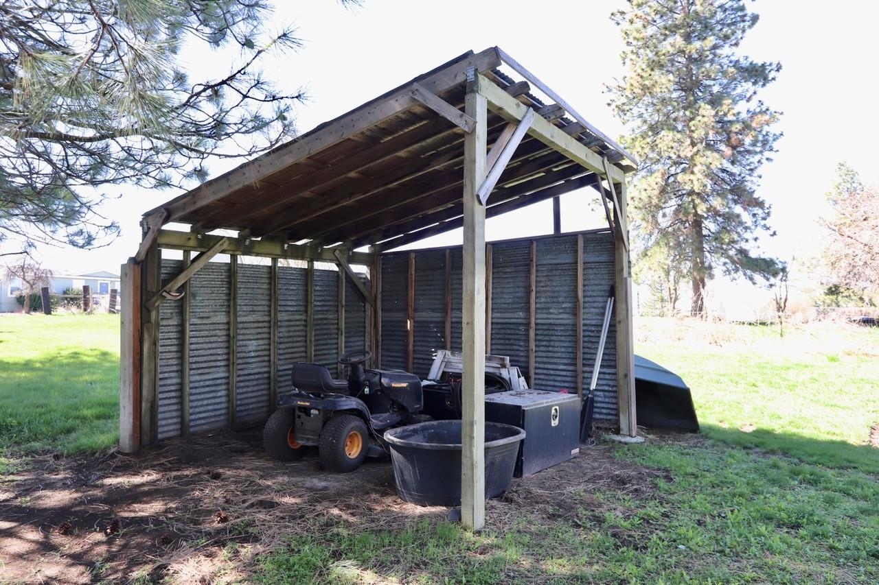 12315 East Connor Road Valleyford, WA 99036 - Photo 29 of 50