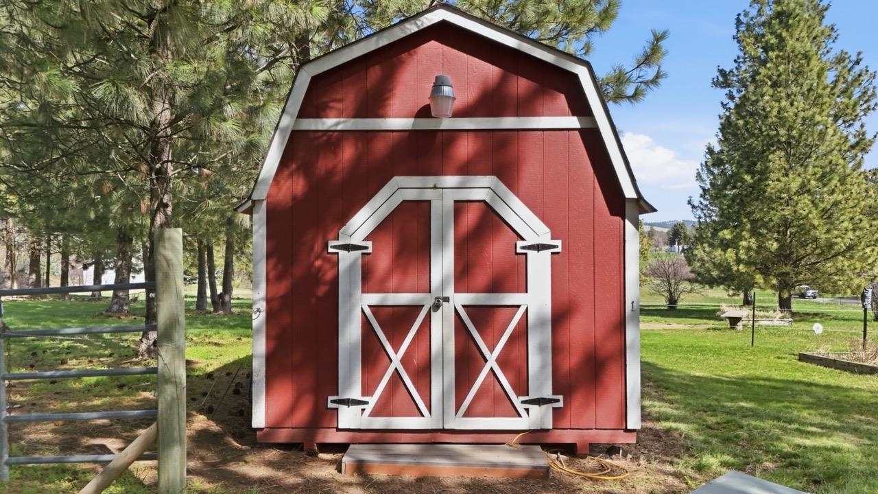 12315 East Connor Road Valleyford, WA 99036 - Photo 30 of 50