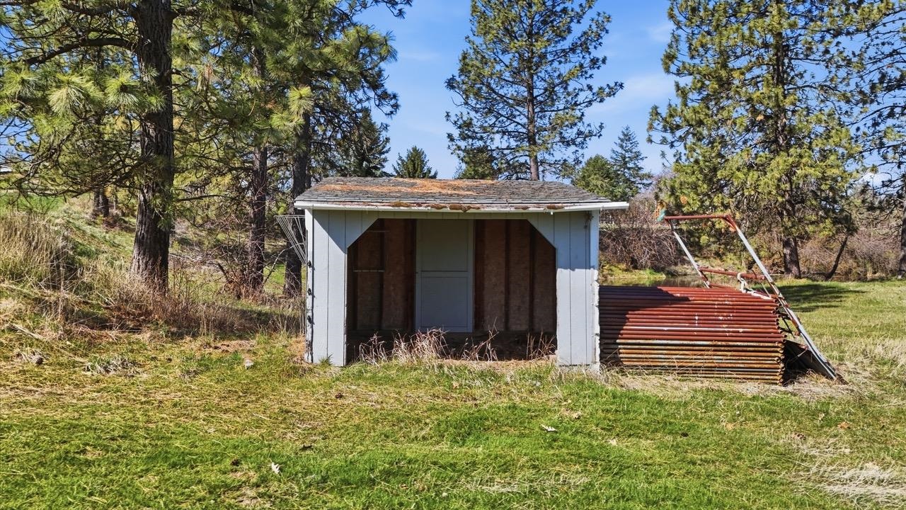 12315 East Connor Road Valleyford, WA 99036 - Photo 31 of 50