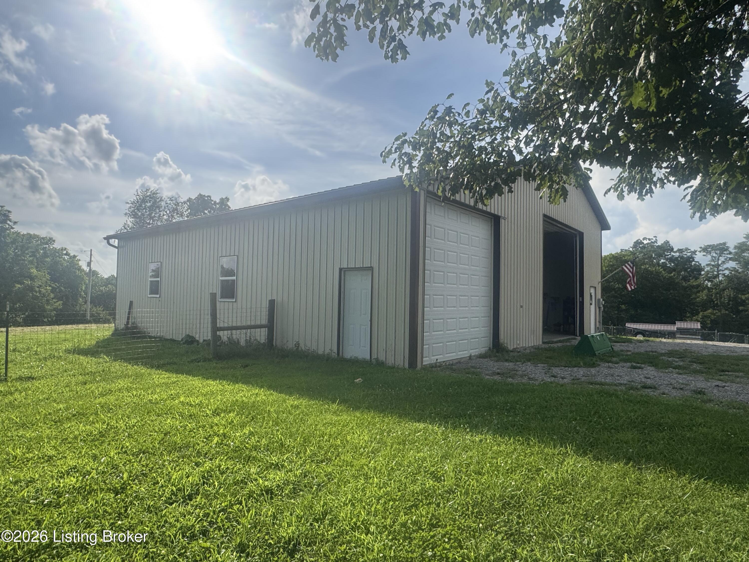 2714 Pea Ridge Road Waddy, KY 40076 - Photo 34 of 43 IMG_1687