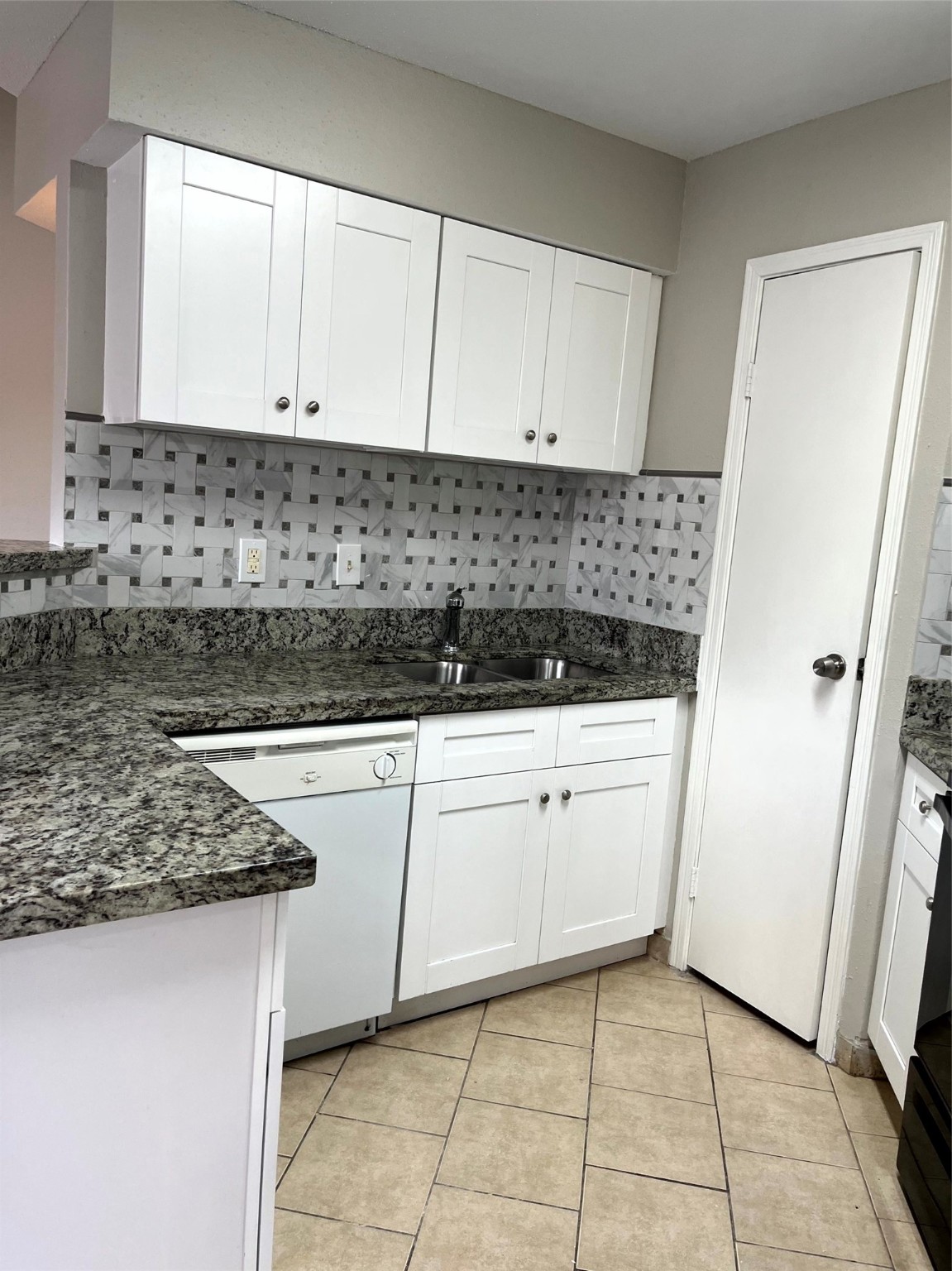 7200 T C Jester Boulevard, Unit 3402 Houston, TX 77088 - Photo 6 of 18