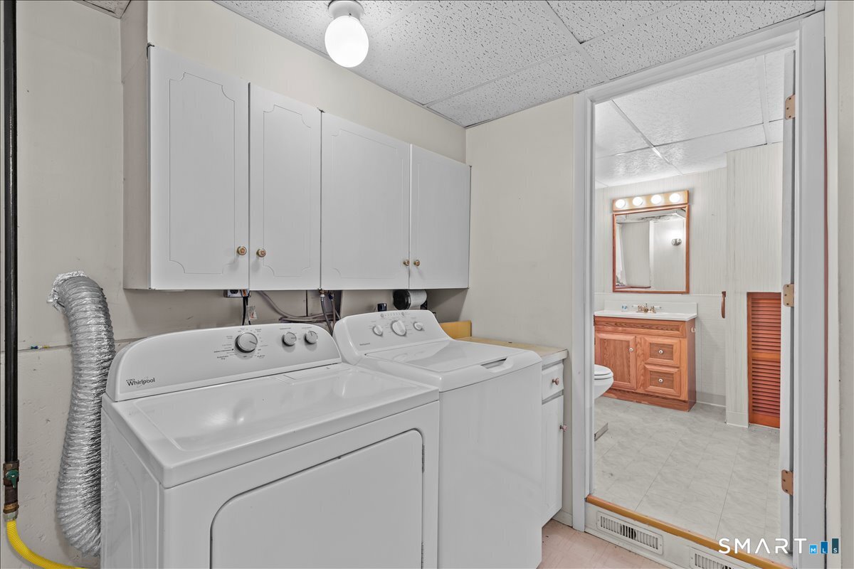 53 Blakeslee Road Wallingford, CT 06492 - Photo 24 of 37
