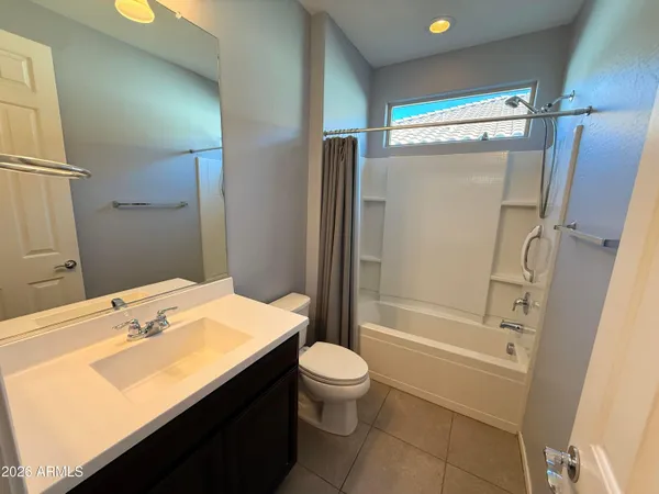 $2,595 | 943 West Danish Red Trail, San Tan Valley, AZ 85143