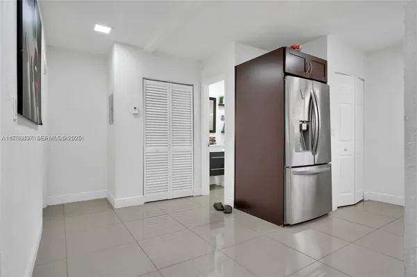 $1,049,000 | 7225 Southwest 21st Street, Miami, FL 33155