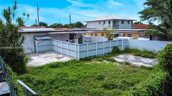 $1,049,000 | 7225 Southwest 21st Street, Miami, FL 33155