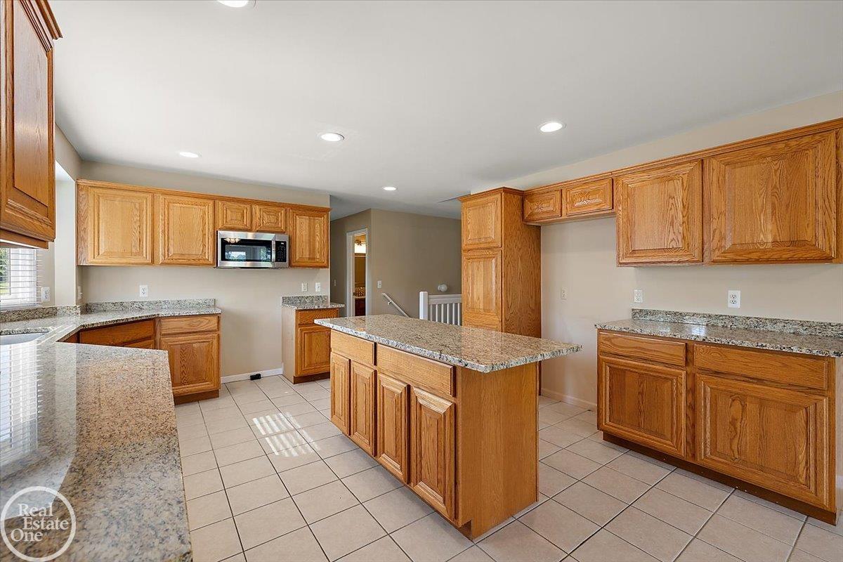21579 34 Mile Road Armada, MI 48005 - Photo 13 of 46 50180566-4bd94828-f987-40c5-99e0-cd48664738b2.JPG