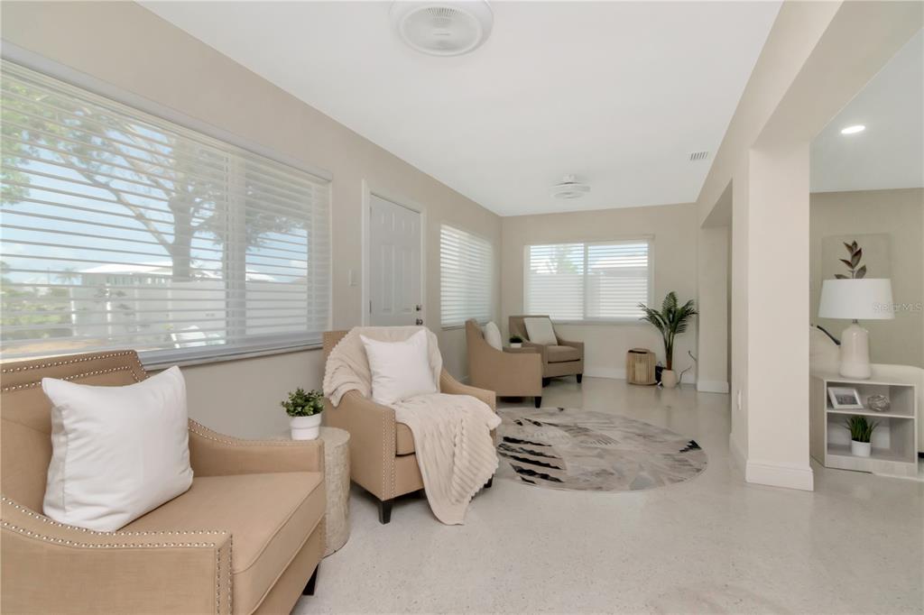 106 Steven Street Ruskin, FL 33570 - Photo 19 of 38