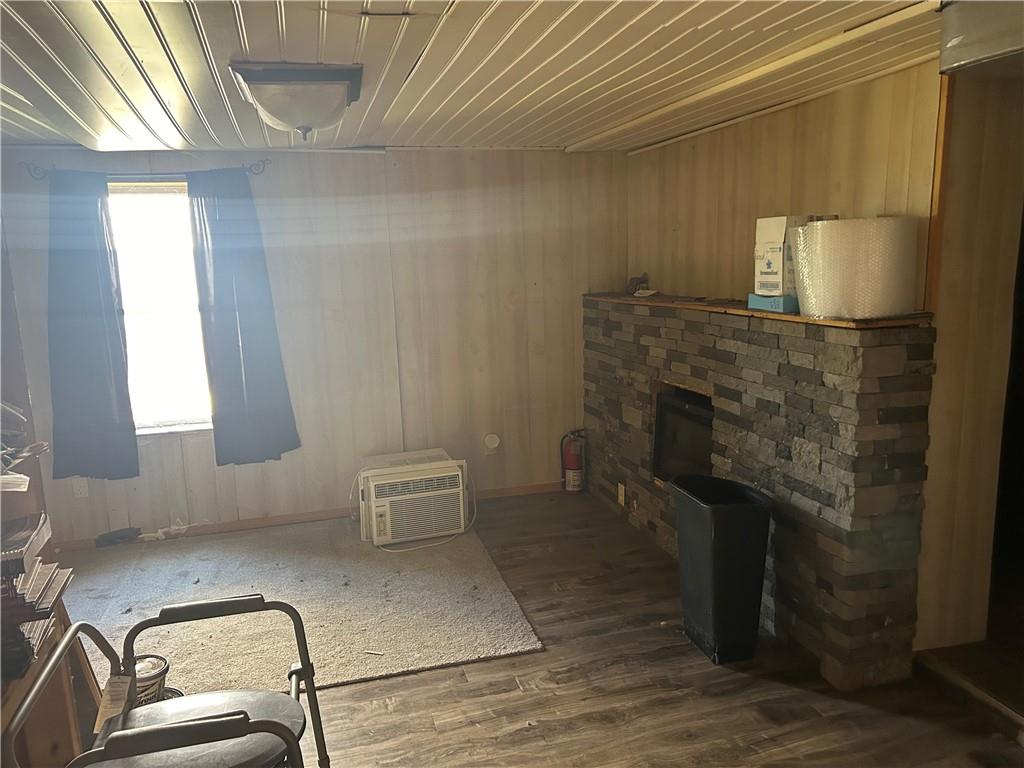 123 Gates Road Adah, PA 15410 - Photo 3 of 15