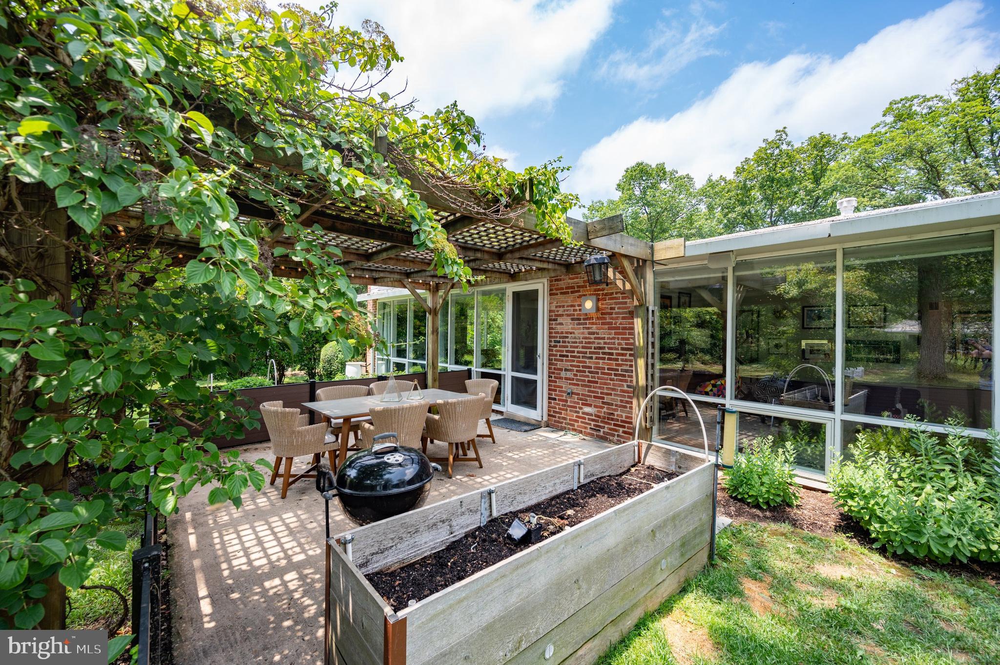 1910 Marthas Road Alexandria, VA 22307 - Photo 33 of 44 Exterior Views