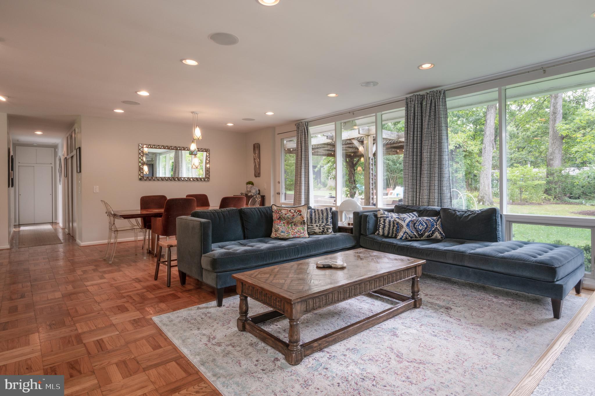 1910 Marthas Road Alexandria, VA 22307 - Photo 8 of 44 Beautiful Living Room