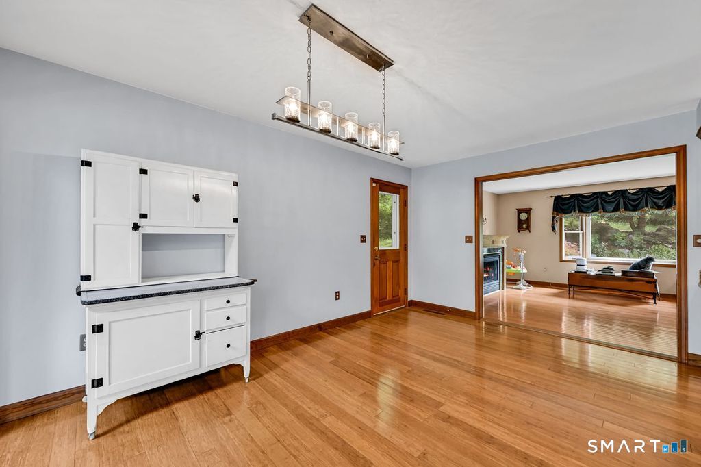 494 Nonnewaug Road Bethlehem, CT 06751 - Photo 8 of 40