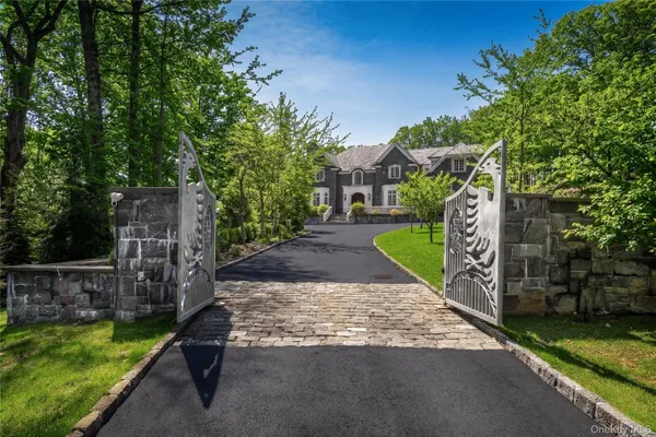 $4,995,000 | 3 Vincent Lane, Armonk, NY 10504