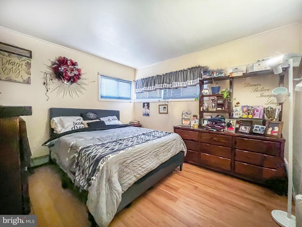 31 Petunia Road Levittown, PA 19056 - Photo 10 of 19 Gallery Image 10