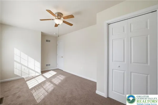 $329,900 | 112 Amos Circle, Bushkill, PA 18324