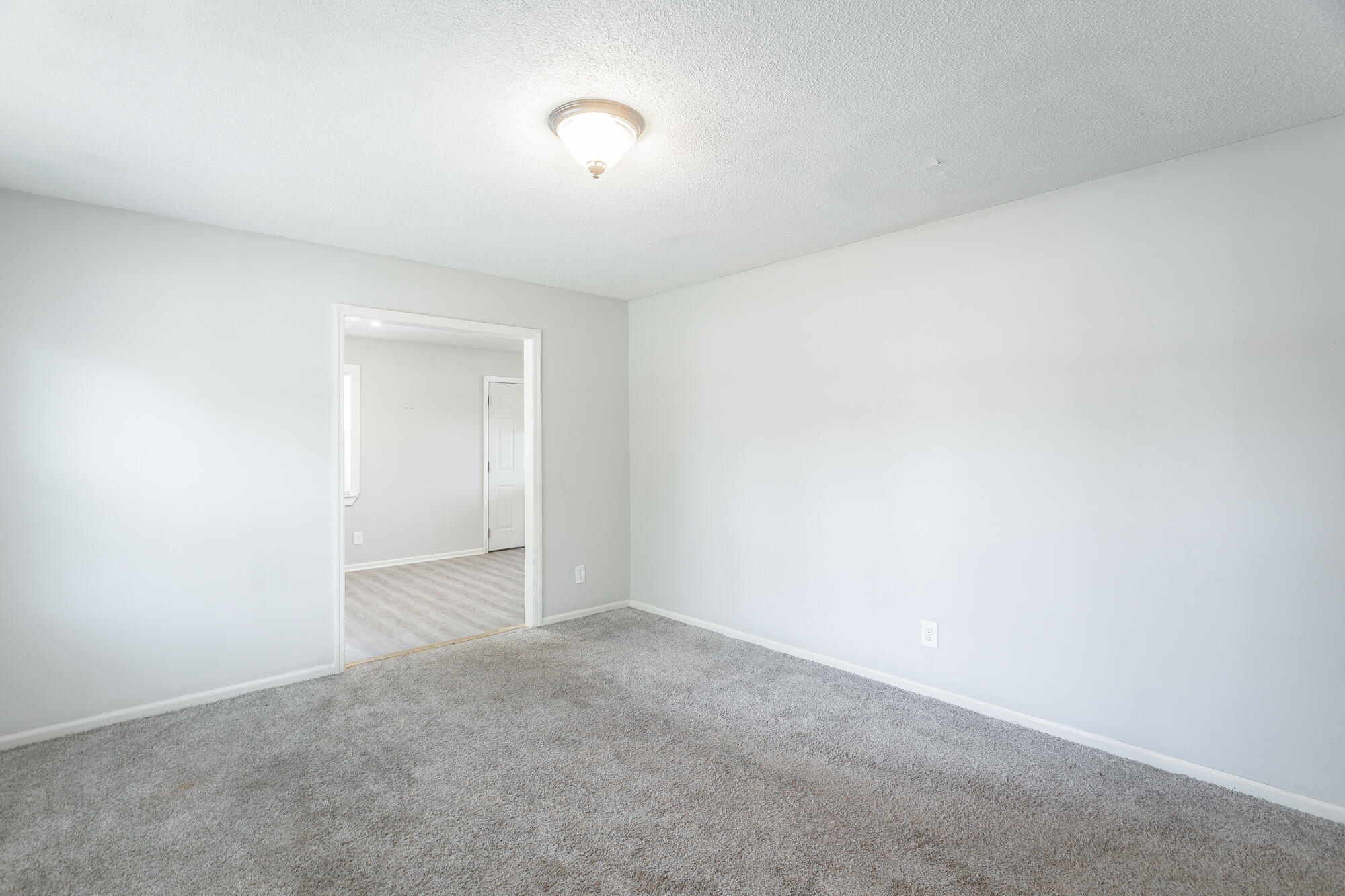 46 Cook Street LaFayette, GA 30728 - Photo 14 of 30 Living room