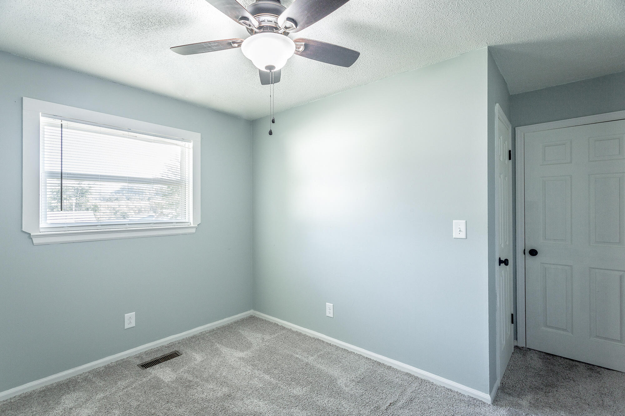 46 Cook Street LaFayette, GA 30728 - Photo 23 of 30 Bedroom