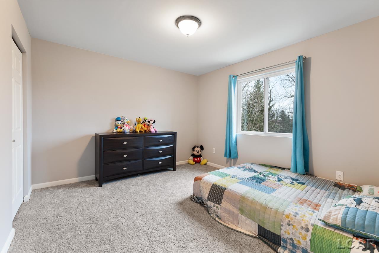 482 Wolf Ridge Court Adrian, MI 49221 - Photo 23 of 36 50137016-c5c090f8-4451-4eb0-ad13-2272820fc7fc.JPG