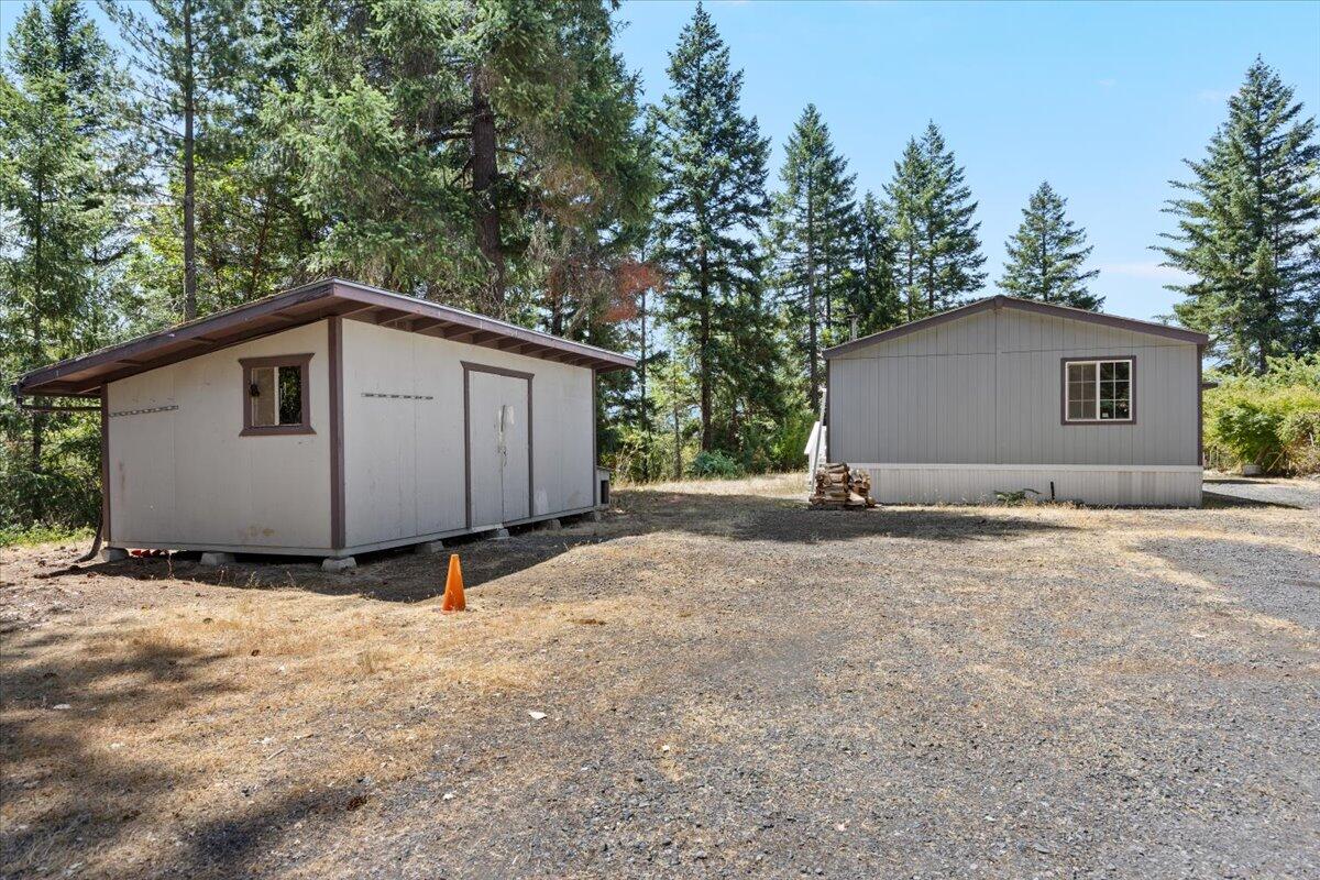 197 Gold Canyon Road Selma, OR 97538 - Photo 3 of 22 07-IMG_0820