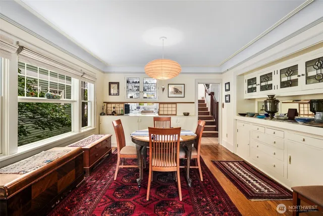 $1,295,000 | 4321 Densmore Avenue North, Seattle, WA 98103