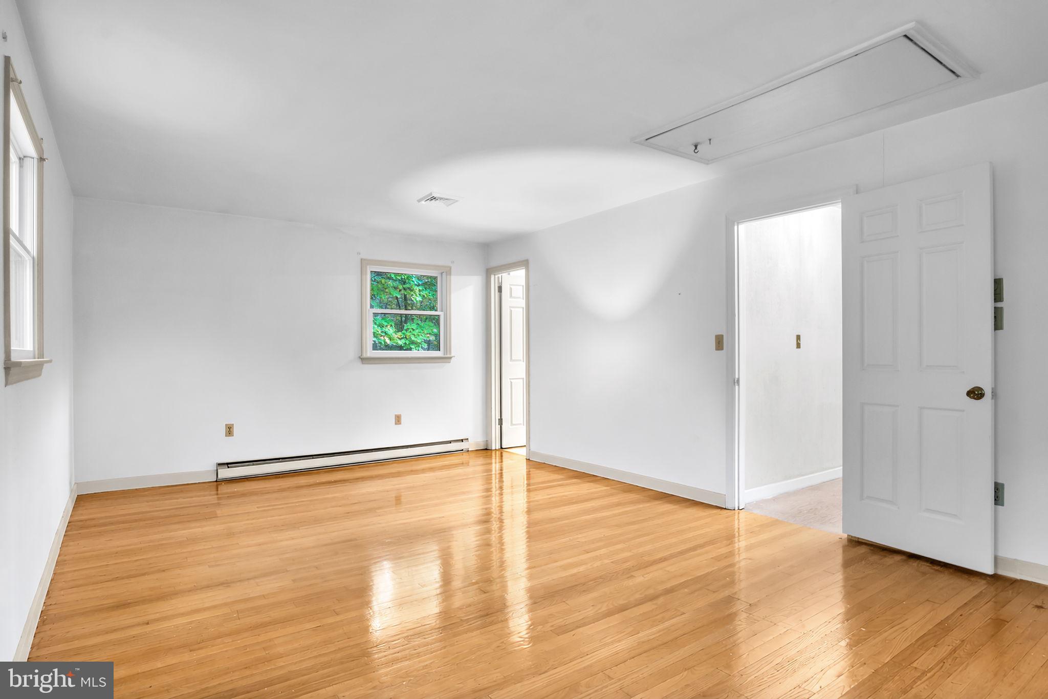 1327 Kuhn Road Boiling Springs, PA 17007 - Photo 26 of 39 Gallery Image 26