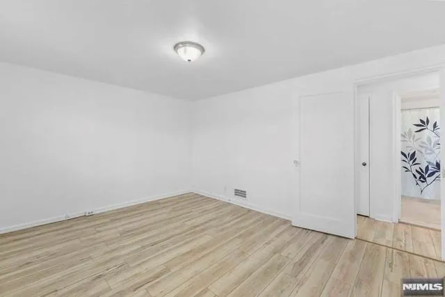 $3,490 | 91 Kingsland Street, Nutley, NJ 07110