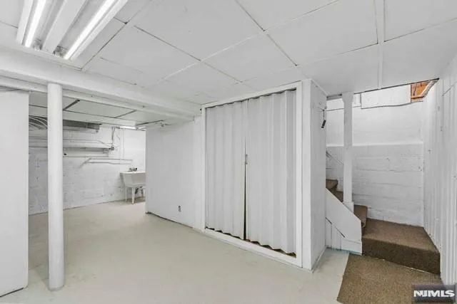 $3,490 | 91 Kingsland Street, Nutley, NJ 07110