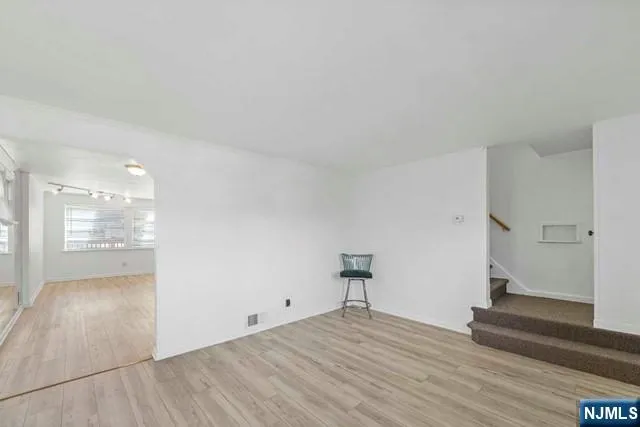 $3,490 | 91 Kingsland Street, Nutley, NJ 07110