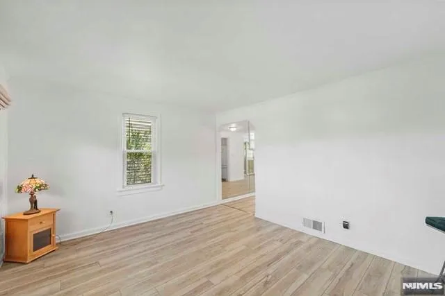 $3,490 | 91 Kingsland Street, Nutley, NJ 07110