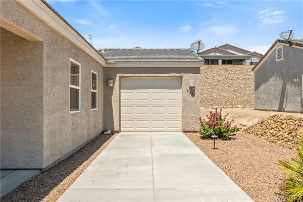 $1,750 | 2631 Bear Mountain Loop, Bullhead City, AZ 86442