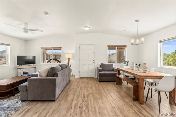 $1,750 | 2631 Bear Mountain Loop, Bullhead City, AZ 86442