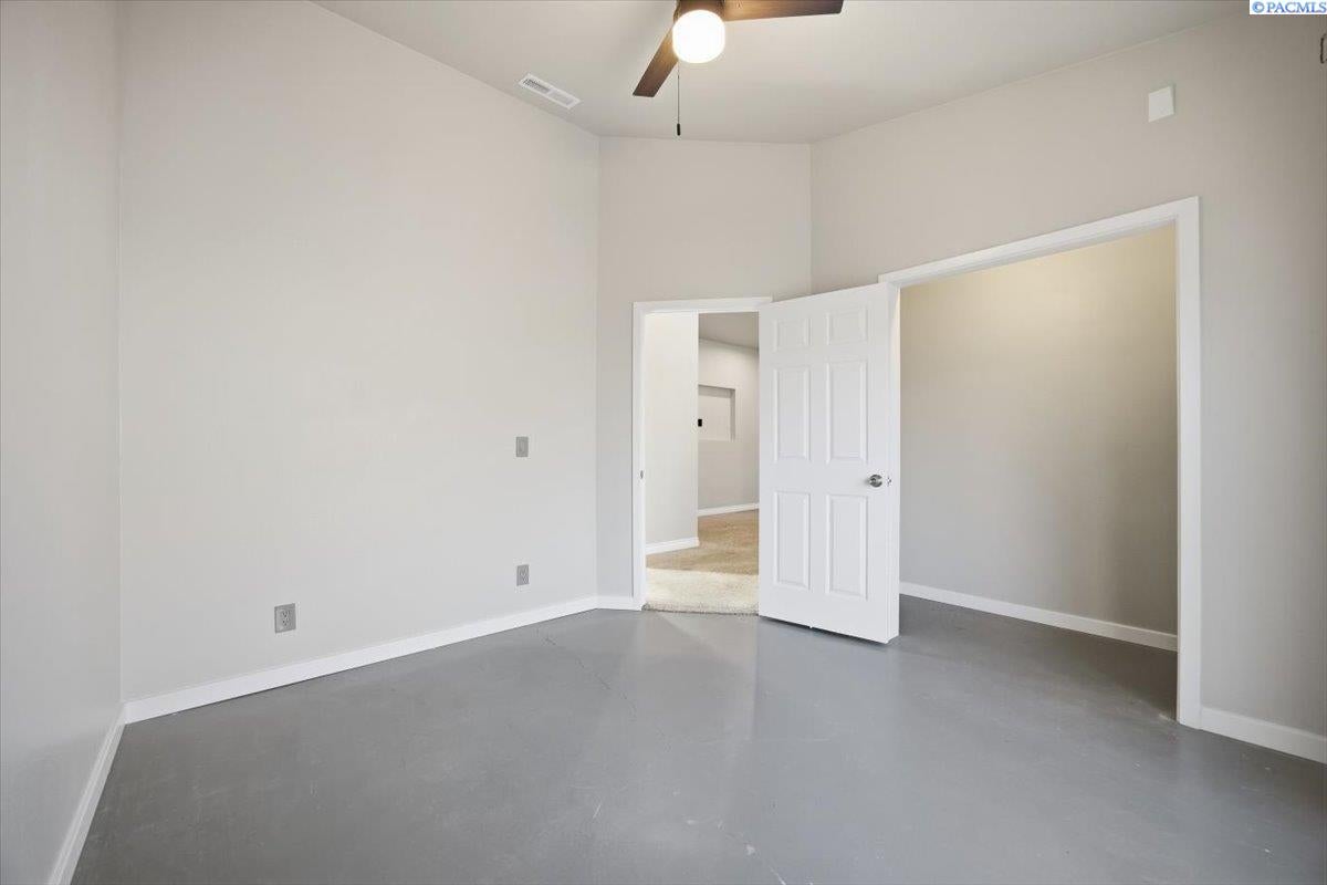 225 Mata Road Kennewick, WA 99338 - Photo 19 of 45 Gallery Image 19