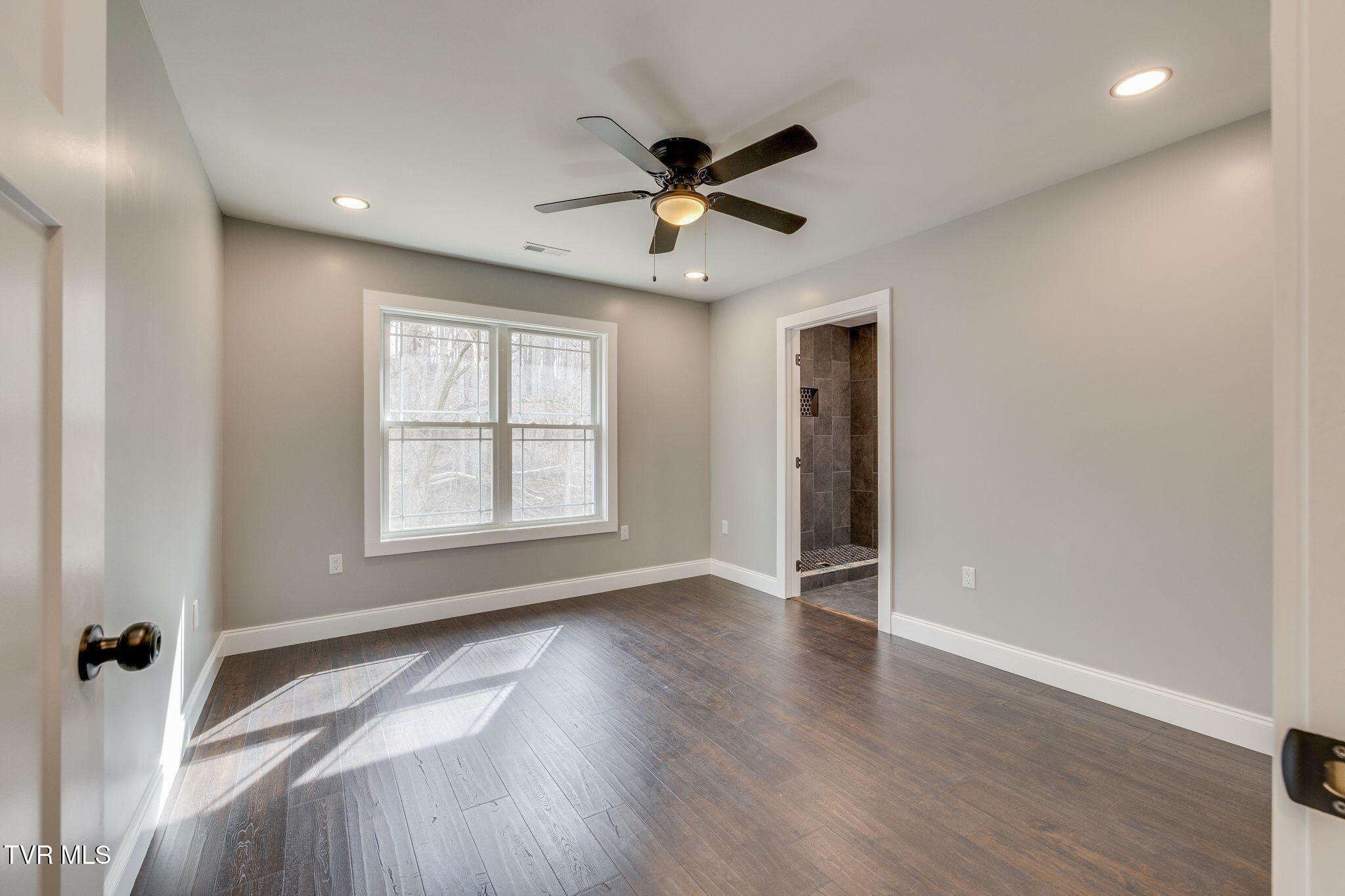 173 Hall Road Jonesborough, TN 37659 - Photo 11 of 30 013