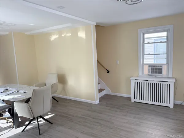 $4,200 | 363 Hewlett Parkway, Hewlett, NY 11557