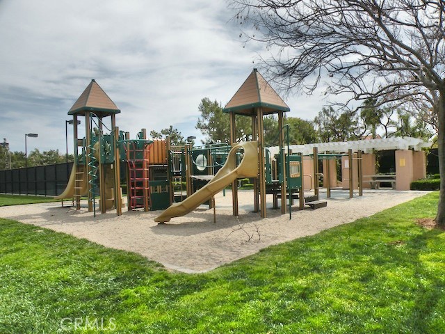 6 Del Azul Irvine, CA 92614 - Photo 27 of 28