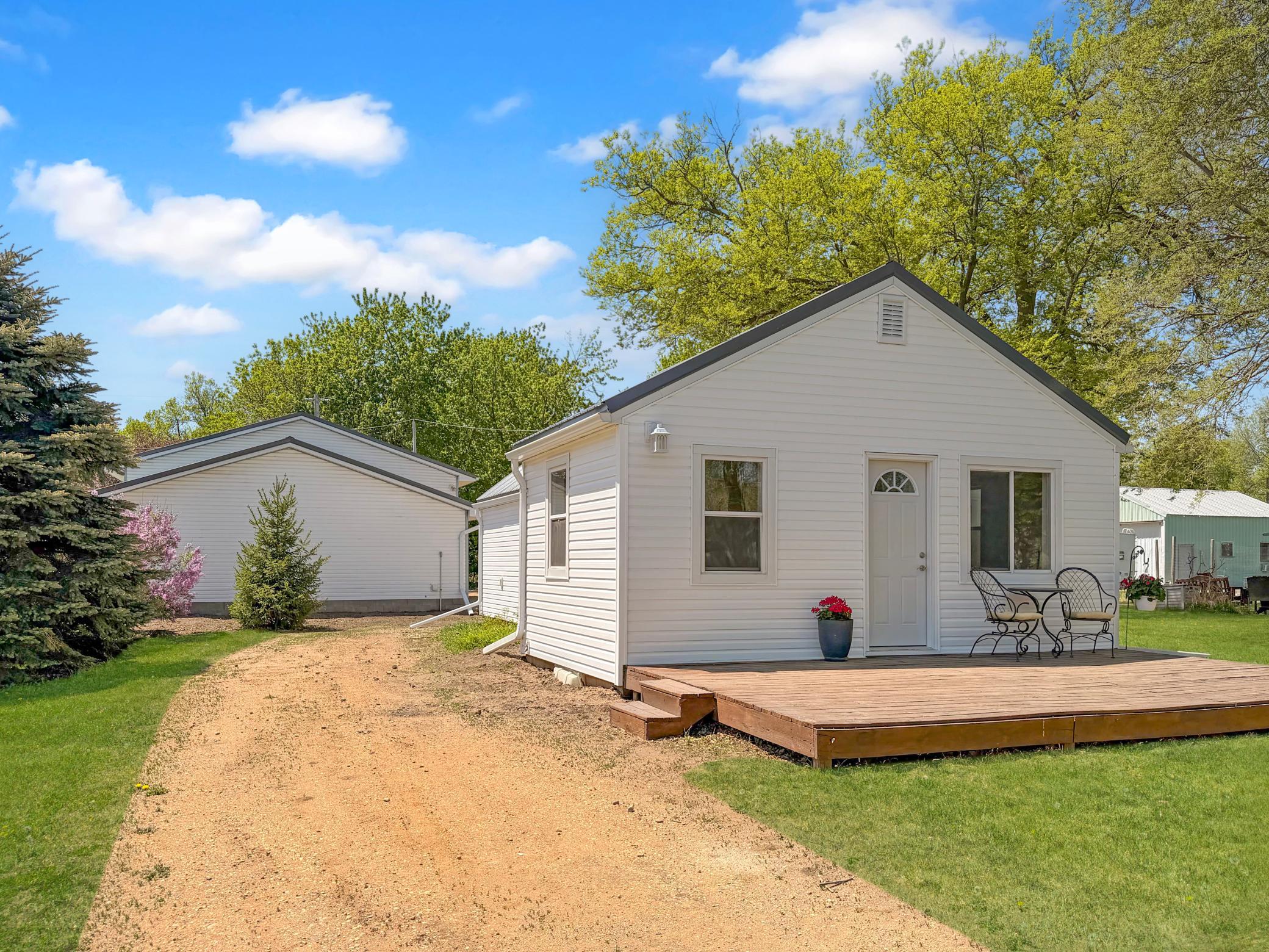 641 Summit Avenue Balaton, MN 56115 - Photo 7 of 34