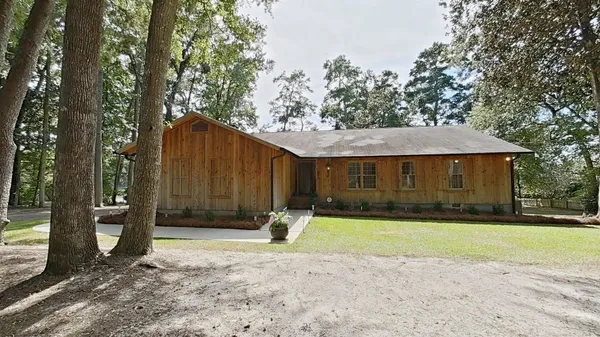$579,900 | 289 Lake Trace Drive, Thomasville, GA 31757
