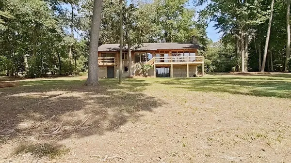 $579,900 | 289 Lake Trace Drive, Thomasville, GA 31757