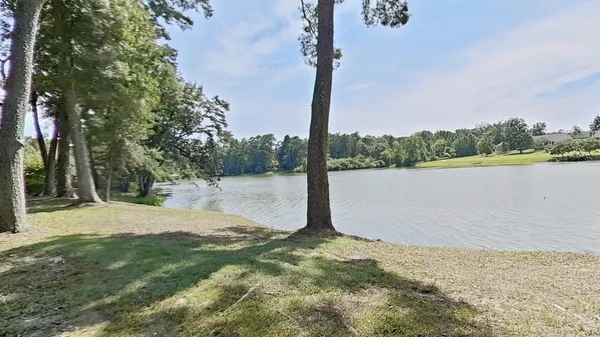 $579,900 | 289 Lake Trace Drive, Thomasville, GA 31757