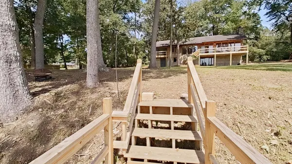 $579,900 | 289 Lake Trace Drive, Thomasville, GA 31757
