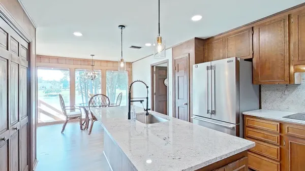 $579,900 | 289 Lake Trace Drive, Thomasville, GA 31757